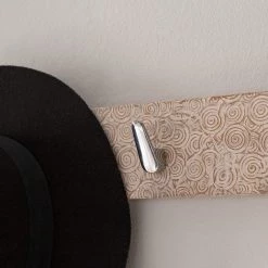 Ars manufacti Meuble à chaussures Buuda II - Partiellement en acacia massif - Écru / Acacia -Bancs Soldes Boutique 1000145852 200113 09141300010 DETAILS P000000001000145852