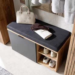 Loftscape Banc d’entrée Rouze I - Imitation chêne rustique argenté / Gris mat 12 Loftscape Banc d’entrée Rouze I - Imitation chêne rustique argenté / Gris mat -Bancs Soldes Boutique 1000357956 220624 020 MOOD DETAILS P000000001000357956 mood